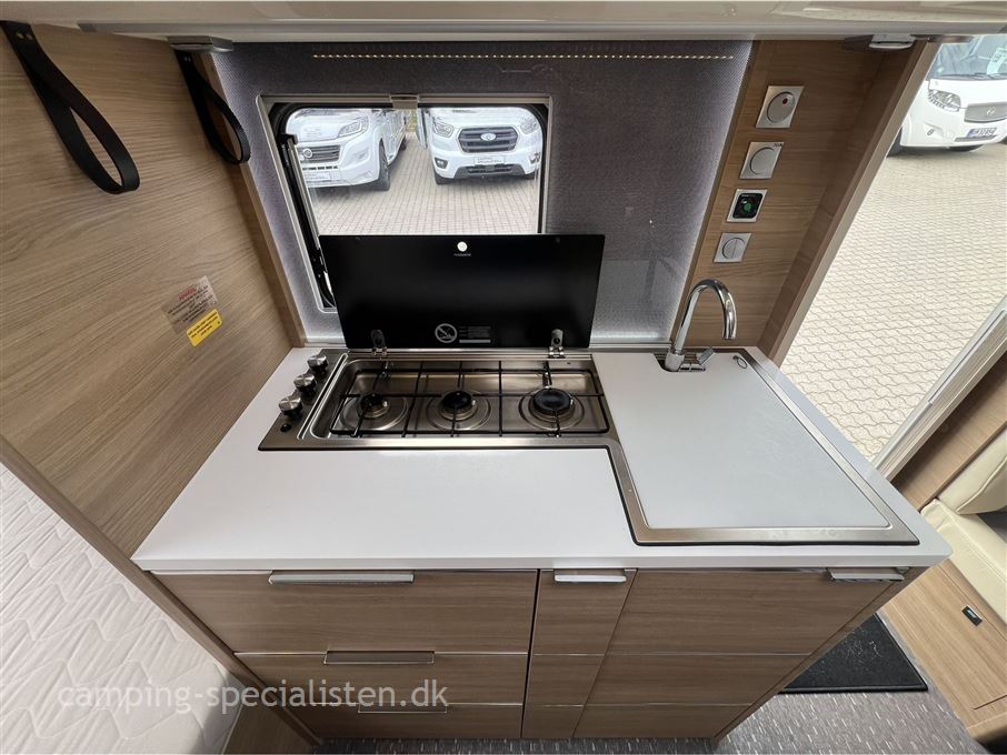 Adria Adora 482 LU